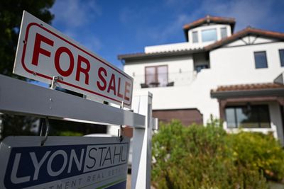 Existing Home Sales Plummet In August