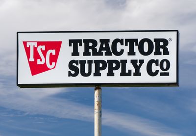 Is Tractor Supply Stock Underperforming the Nasdaq?
