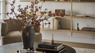 How long should you leave up your fall decor? We asked the experts when it's time to start to shift from fall to festive