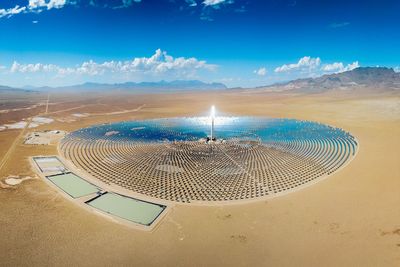 Will solar panels destroy the desert?