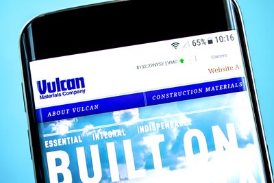 Is Vulcan Materials Stock Underperforming the Dow?