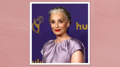 Kristin Scott Thomas' orange-red lipstick is a masterclass in easy glamour