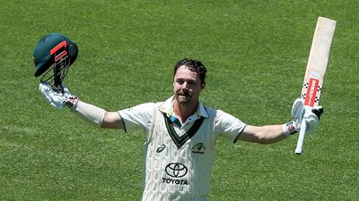 Unstoppable Head stonewalls over being a Test opener