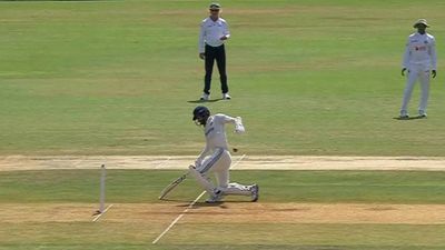 1st Test: After annoying Rishabh Pant, a throw from Bangladesh fielder hits Akash Deep