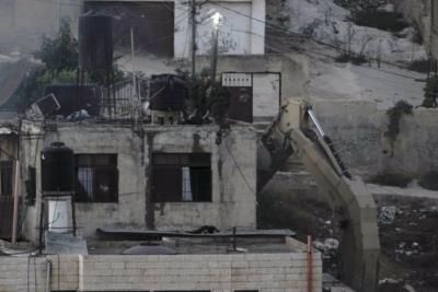 Israeli Soldiers Push Bodies Off Roofs In West Bank