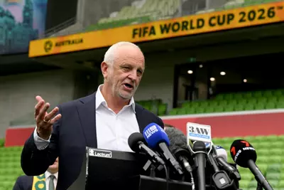 Arnold Quits As Coach Of Australia Men's Football Team