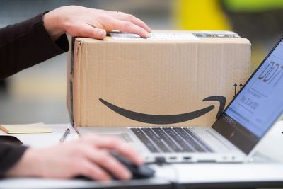 Amazon posts ‘fake’ prices for a popular product line, says lawsuit