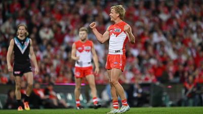 Heeney stars again in Swans' premiership charge