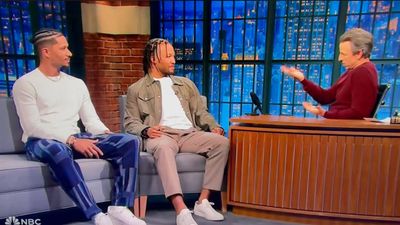 Josh Hart Pokes Fun at Size of Jalen Brunson's Head in 'Late Night' Appearance