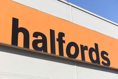 Independent shops shrug off Halfords bid for the premium cycle market