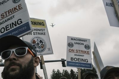 Boeing CEO Says Ending Strike 'A Top Priority'