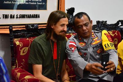 Separatist rebels free New Zealand pilot after 19 months in Indonesia’s Papua