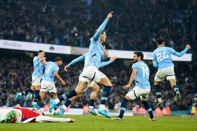 Manchester City v Arsenal LIVE: Result and final score as John Stones breaks defiant 10-man Gunners