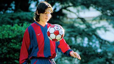 From Napkin to Greatness! The story behind Lionel Messi's first Barcelona contract