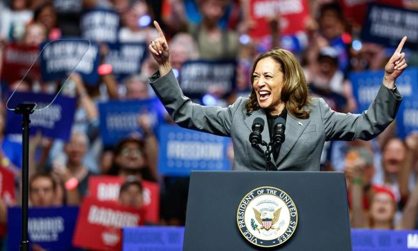 More than 700 national security officials endorse Kamala Harris for president