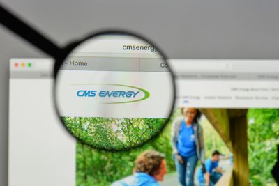 Is CMS Energy Stock Outperforming the S&P 500?