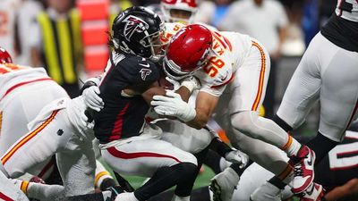 Falcons Make Questionable Final Play Call During Week 3 Loss to Chiefs