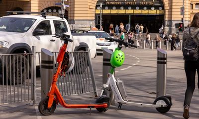 Hundreds of Lime and Neuron e-scooters trucked out of Melbourne as ban deadline looms