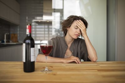 Alcohol-Dependency Treatment Should Be Different For Men And Women: Study Explains Why