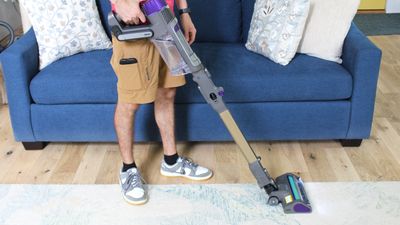 Shark Cordless PowerDetect Clean & Empty Vacuum System review