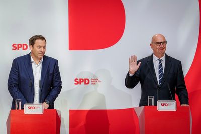 Scholz's party dismisses questions about German leader's election candidacy