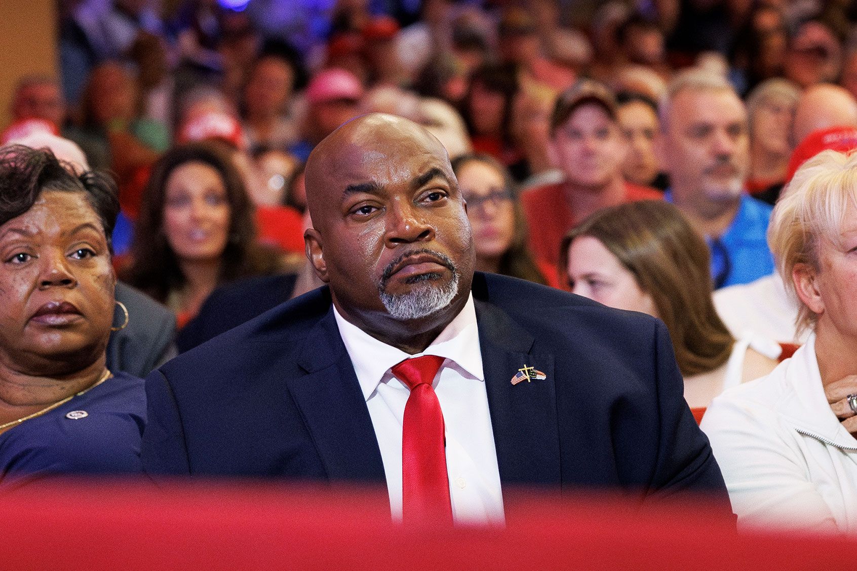 Mark Robinson's staff abandons him