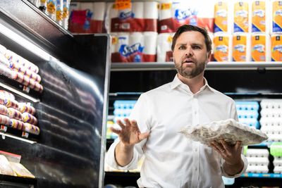 JD Vance mocked for another botched photo opp — as he blames Harris for eggs costing $4 while standing in front of a $2.99 display