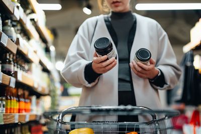 How "guarded" contracts set food prices