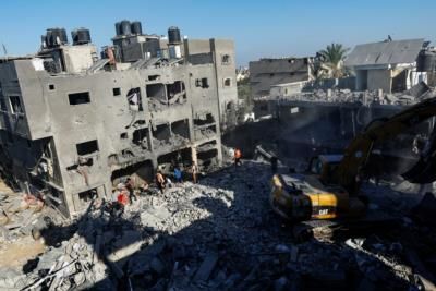 Israeli Warplanes Bombard Southern Lebanon, Residents Flee