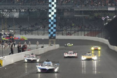 IMSA Indianapolis: Eng, Krohn lead BMW 1-2