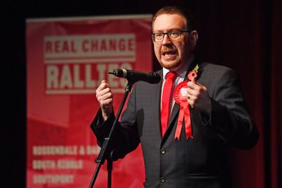 Pubs could be forced to close early as Labour considering crackdown on opening hours, health minister says