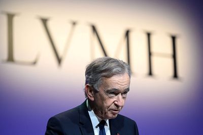 Bernard Arnault plummets down the list of world’s richest men after a $54 billion collapse