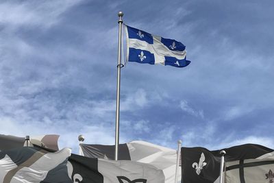 Le Québec est-il un traître aux minorités francophones du Canada?