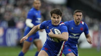 Dupont still on top as French rugby's 2024 player of the year