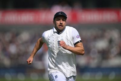 England bowler Mark Wood told ‘not to pick his kids up’ as he struggles with elbow injury