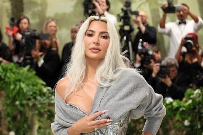 Pregnancy method used by Kim Kardashian faces higher risk of complications