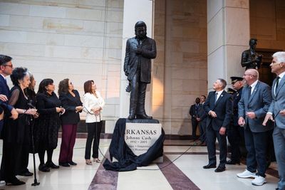 ‘Hello, I’m Johnny Cash’: Statue of the 'Man in Black' unveiled at the Capitol - Roll Call