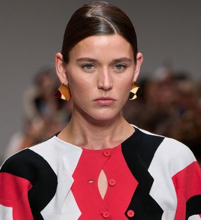 Zigzag Parts and Many, Many Red Lips Make Up the Best Milan Fashion Week Spring 2025 Beauty Looks