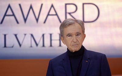 Bernard Arnault sent a memo banning LVMH staff from talking to certain news outlets