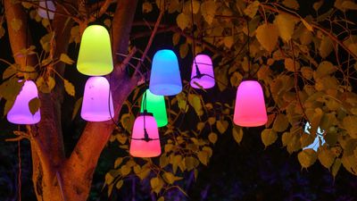 Garden lighting trends 2025 – smart lights are on the rise but string lights keep the crown