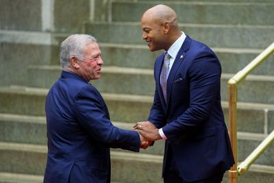 Maryland Gov. Wes Moore welcomes King Abdullah II of Jordan to Maryland Capitol