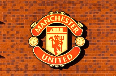 Manchester United transfer agreement with world-class midfielder revealed - who explains 'change of coach' held up deal