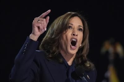 Kamala Harris Criticizes Trump's Economic Policies