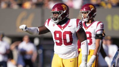 USC's Bear Alexander the Latest Player to Redshirt, Enter Transfer Portal Midseason