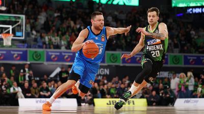 United outclass Phoenix in Melbourne NBL derby