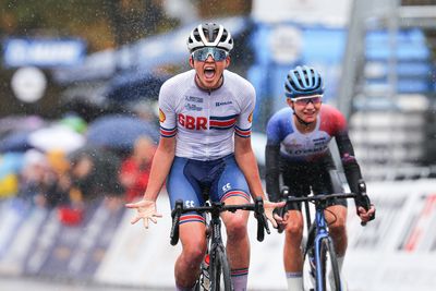 'It was my race to lose' - 'Pure relief' as Cat Ferguson wins women's junior road race at World Championships to complete double