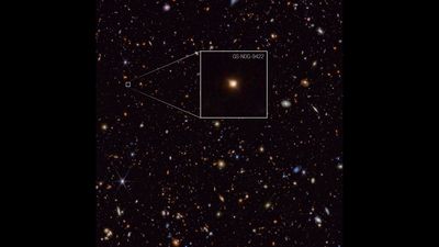 'That's weird': James Webb Space Telescope spies a strange galaxy outshining its stars