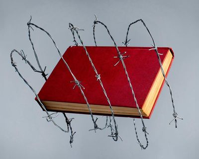 Activists ‘fight against censorship’ in the largest US book bans: prisons