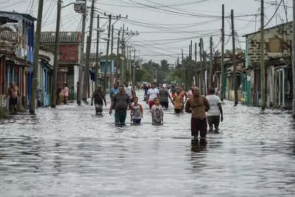 Hurricane Helene Weakens To Tropical Storm After Landfall