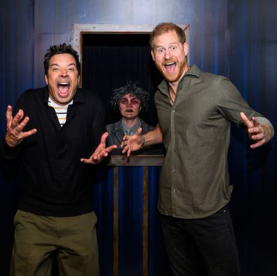 Prince Harry Shocks Haunted House Employees During Surprise Jimmy Fallon Appearance